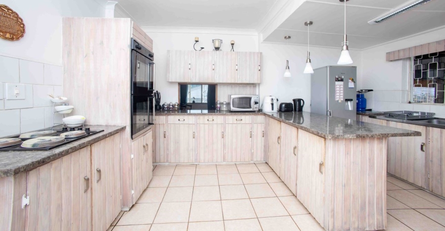 4 Bedroom Property for Sale in Berea Eastern Cape